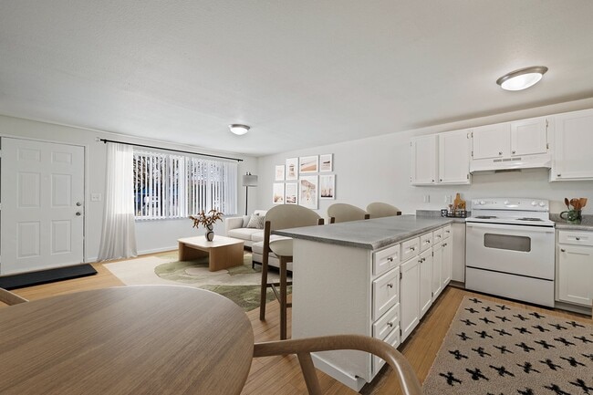Building Photo - Southern Pines