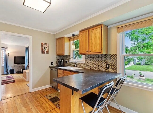 Photo - 2716 Abbott Ave N