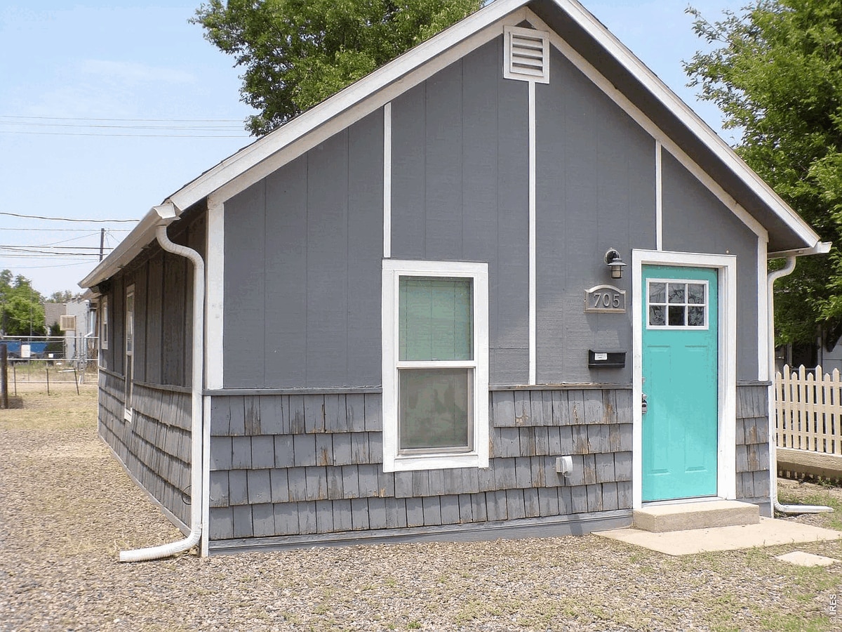 Photo - 705 N 2nd St