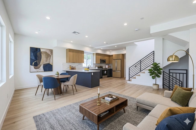 Photo - 2010 S Dunsmuir Ave Unit 2012