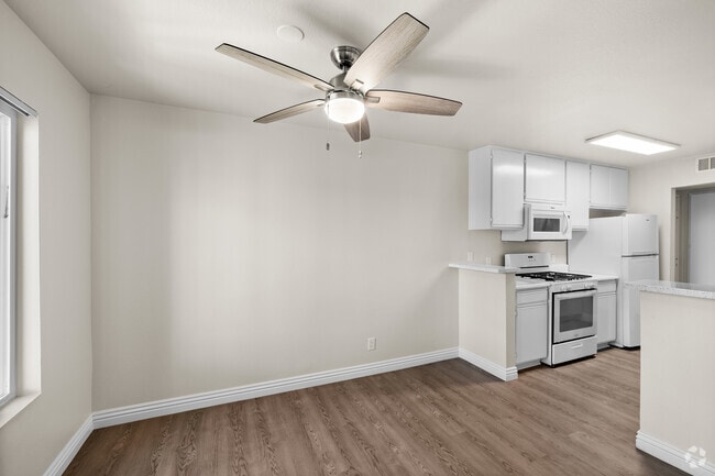2BR, 2BA - 1,128SF - Dining Room