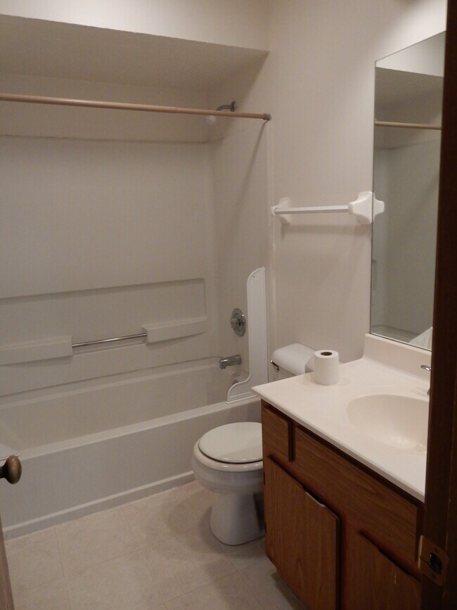 Photo - 67 Chittenden Ave Unidad A