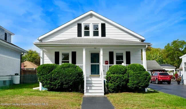 Building Photo - 18 Koeppel Ave