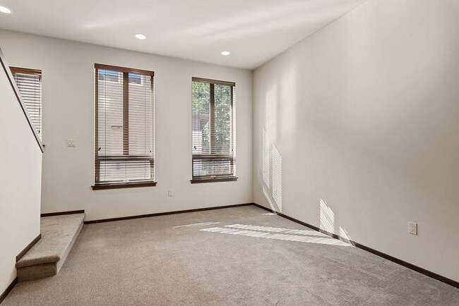 Photo - 180 Madrona Way NE Unit 180