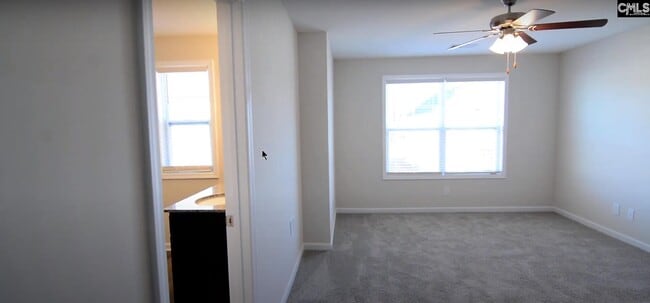 Photo - 910 Dawsons Park Wy