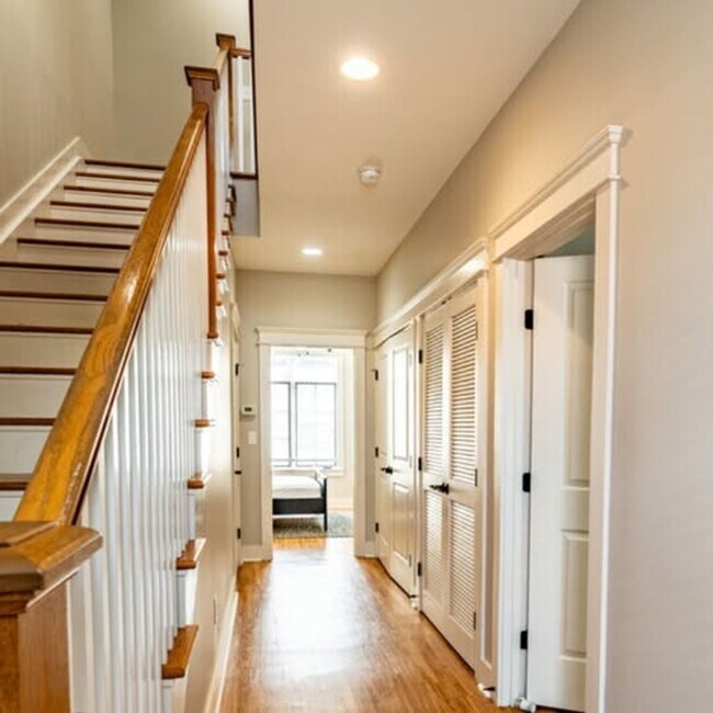 Photo - 1909 Convent Pl Unit C