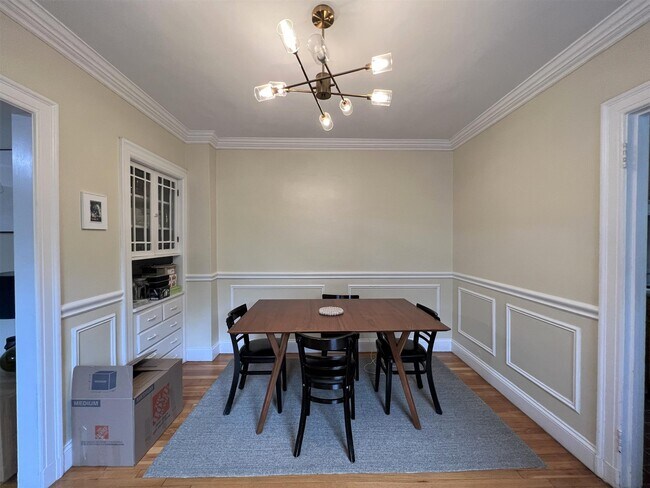 Photo - 4 Craigie Cir Unit 32