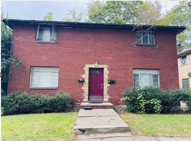 Building Photo - 43 Howard Ave Unit Right