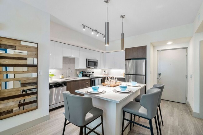 Photo - Cortland Deerfield Station