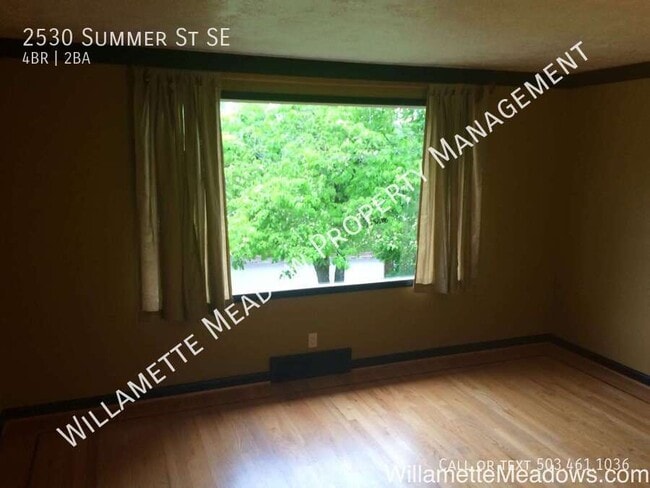 Photo - 2530 Summer St SE