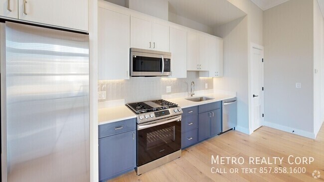 Building Photo - Modern 2-Bed, 2-Bath in Allston – In-Unit ... Unit 200 Rental