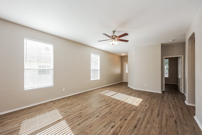 Photo - 27330 Wrought Iron