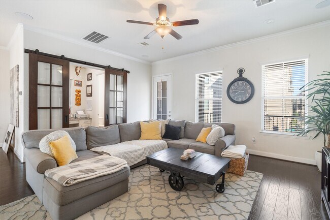 Photo - 8917 Wind Springs Dr