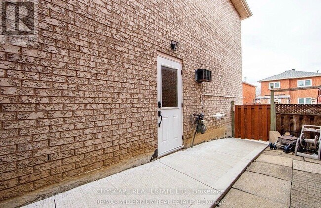 Photo - 5668 Shillington Dr