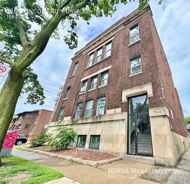 Building Photo - BEAUTIFUL 1 BED 1 BATH - PLUS HYDRO - OPTIONAL INTERNET FOR $45/MO Unit 35