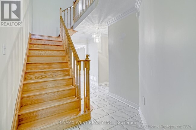 Photo - 47 Monte Cristi St