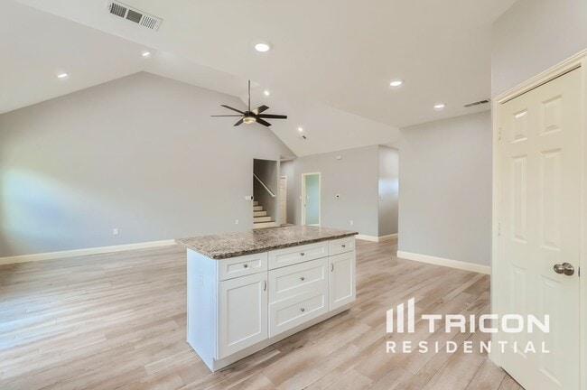 Photo - 5617 Kerry Ln