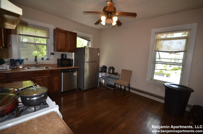 Photo - 77 Walnut St Unidad 1