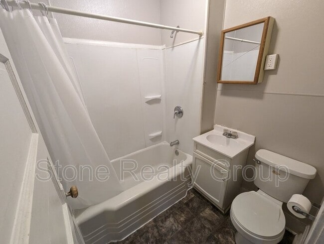 Photo - 814 Lincoln St Unit 2