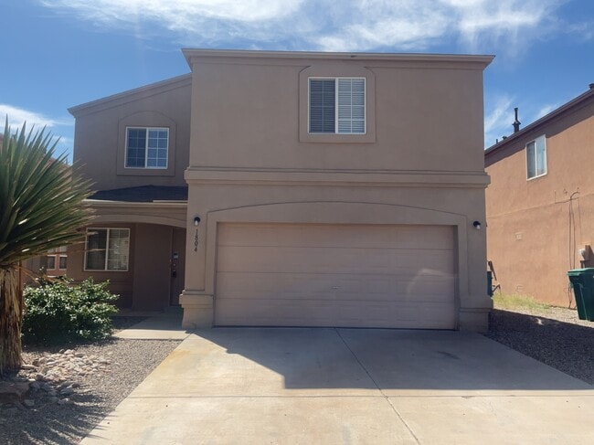 Building Photo - 1804 Sierra Norte Loop NE