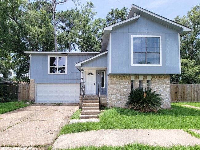 Building Photo - 8719 Valley Song Dr