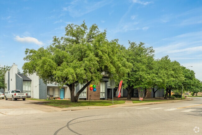 Southwind - Southwind Apartments