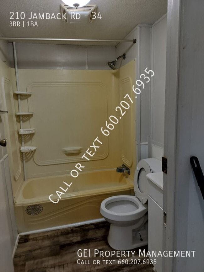 Photo - 210 Jamback Rd