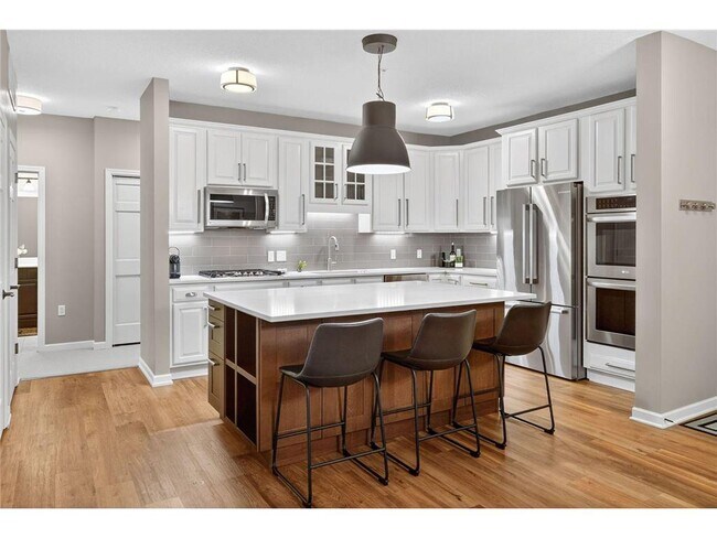 Photo - 5250 Grandview Square Unidad 2201