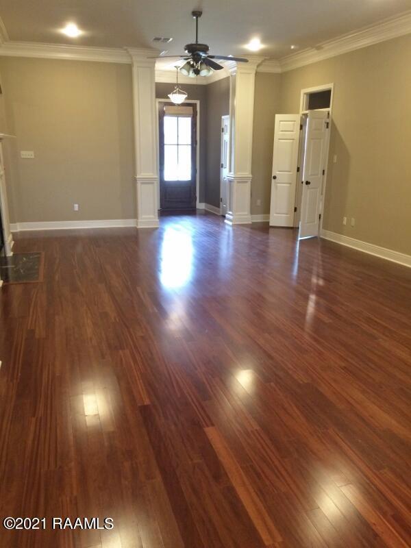 Photo - 27 Silver Cedar Ct