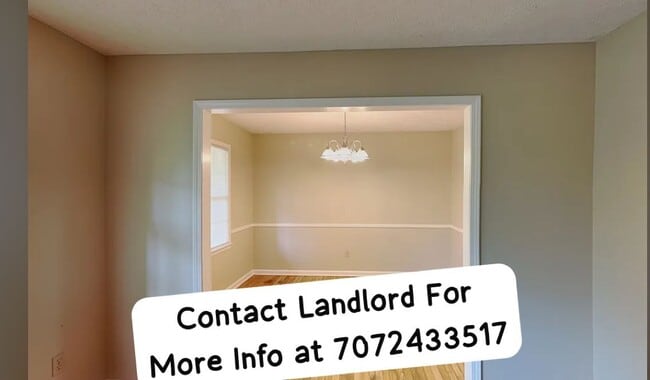 Building Photo - 5676 Crestwood Dr SW