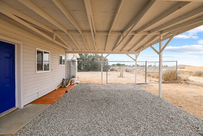 Photo - 13657 Fran St