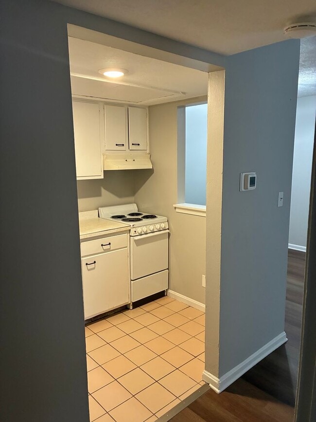 Photo - Affordable 1 bed/1 bath apartments off of ...