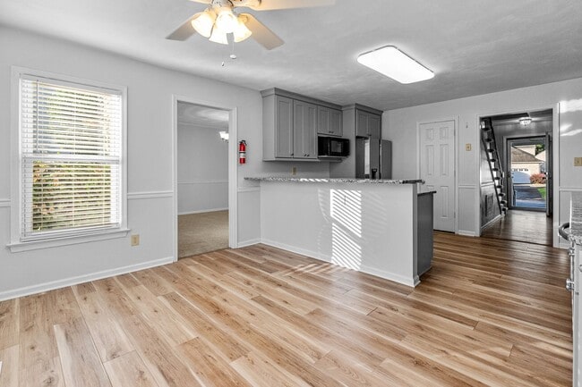 Photo - Charming 4-Bedroom Home for Rent in Chesapeake