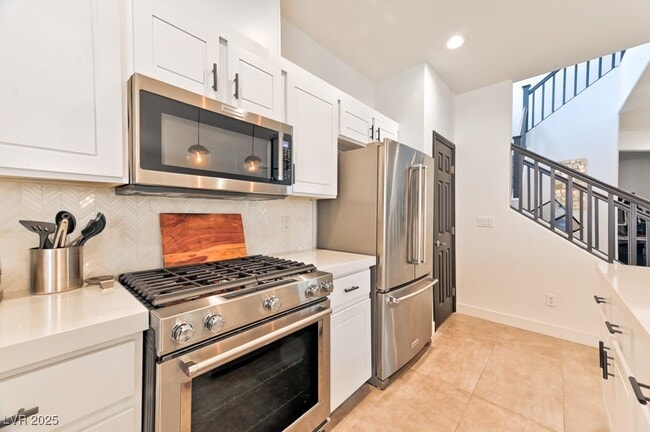 Photo - 1041 Chestnut Chase St