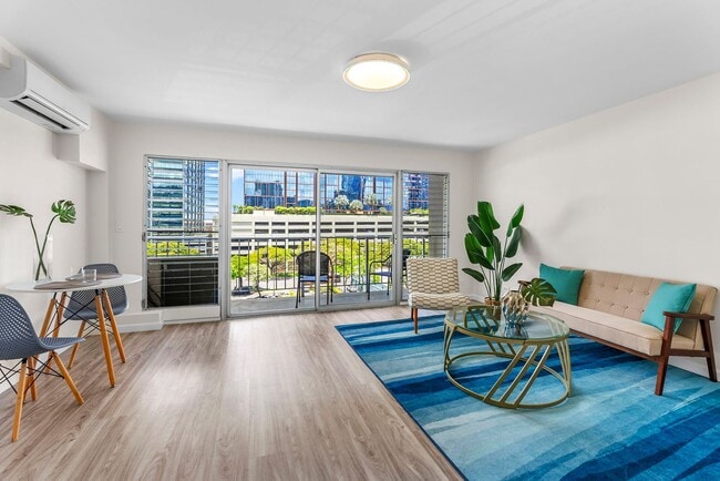 Photo - Coty Tower 703