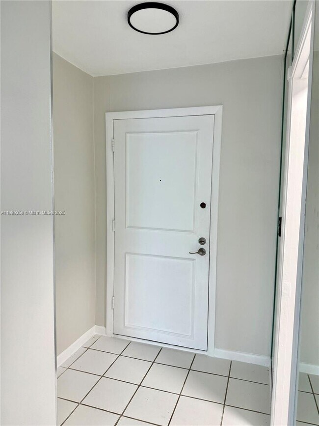 Photo - 677 SW 9th Ave Unit 309