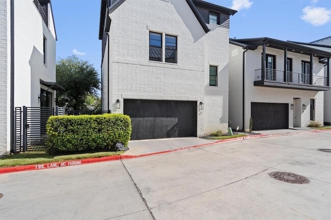 1719 Spyglass Dr
