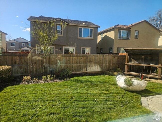 Building Photo - 525 Aliki Dr Rental