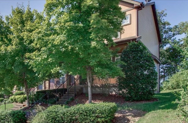 Photo - 2364 Zermatt Ave