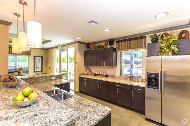 Photo - Sunrise Commons