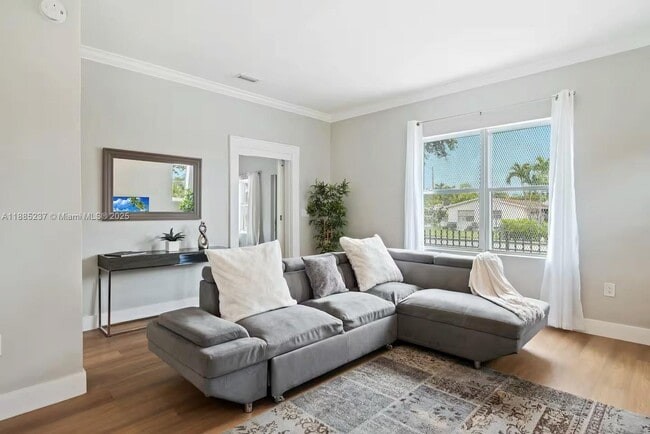 Photo - 4711 N Miami Ave