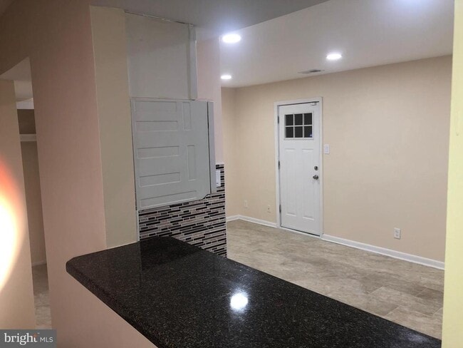 Photo - 13013 Townsend Rd