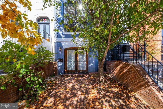 Photo - 2105 O St NW Townhome