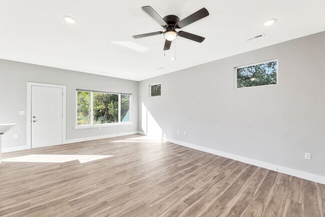 Photo - 4779 E 45th St N