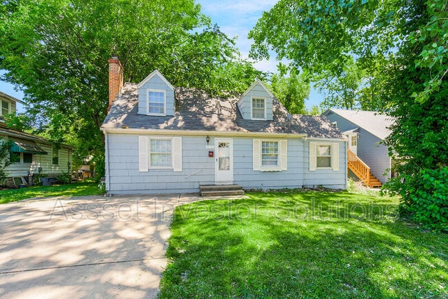 4131 Eaton St
