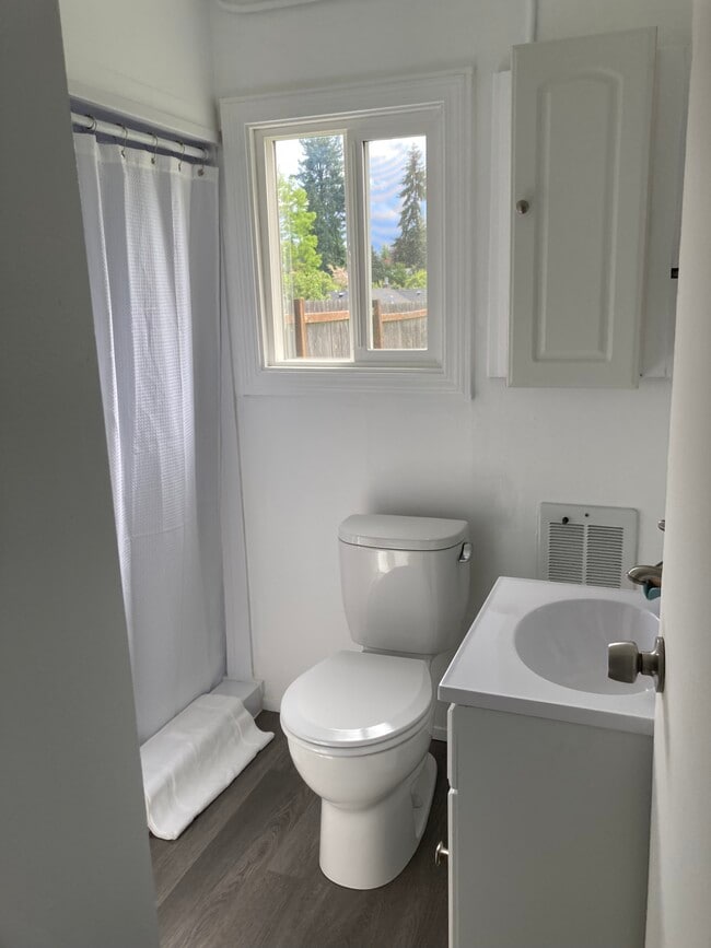 Photo - 16030 15th Ave SW