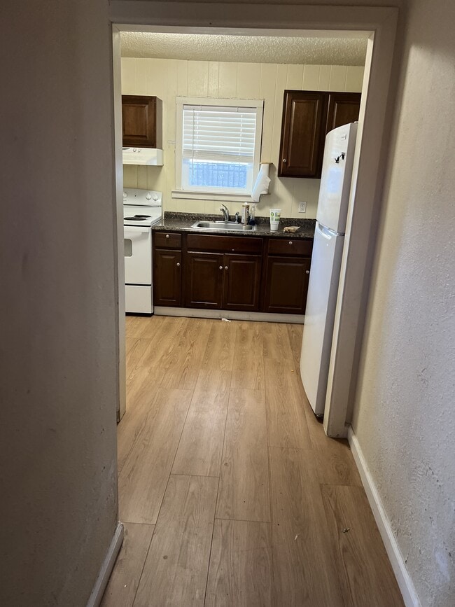 1101 S 20th Ave Unit 1