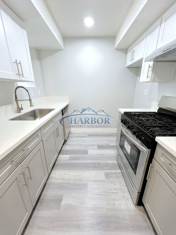 Photo - 2315 S Grand Ave Unit 12