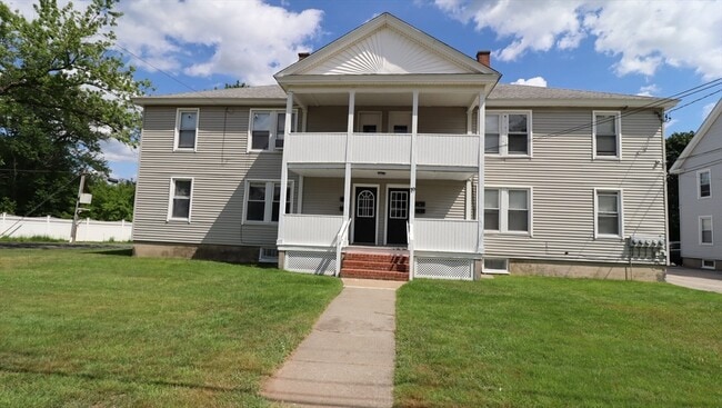 Building Photo - 19 Cross St Unit 1R