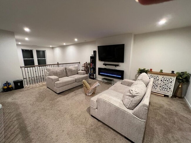 Photo - Modern and Sleek Meet Spacious and Luxurious